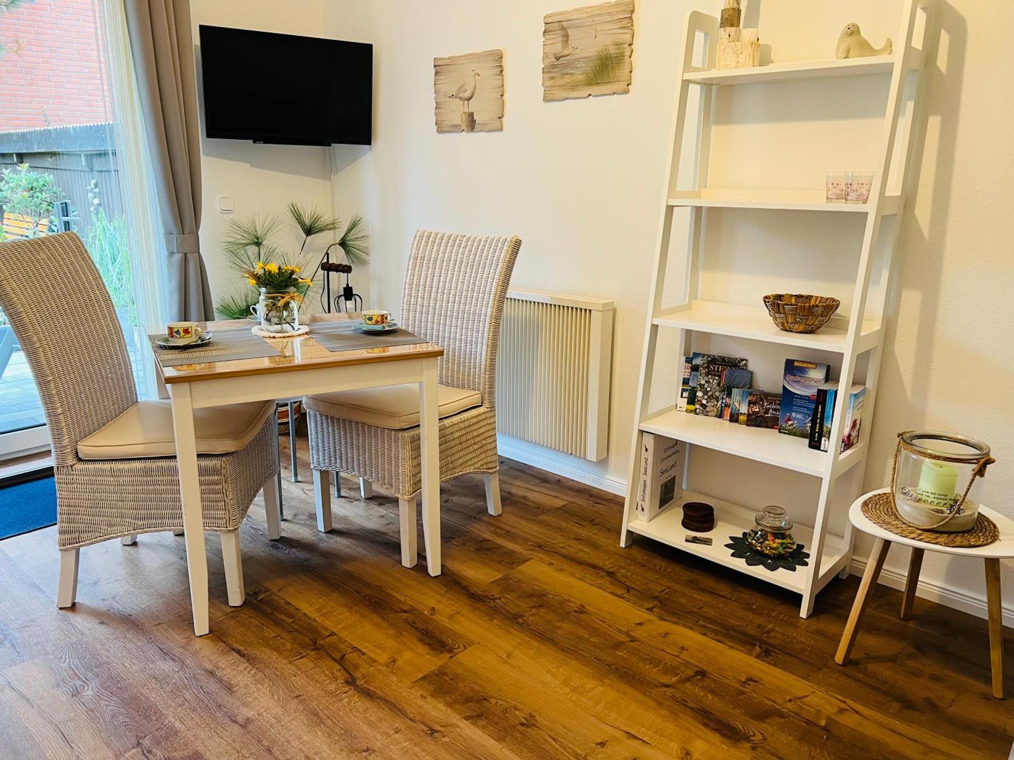 Seelund - Meeresrauschen Lauschen - Ruhiges Sonniges Apartment Mit Garten Und Terrasse Nahe Strand Und Ostsee Schönhagen Buitenkant foto